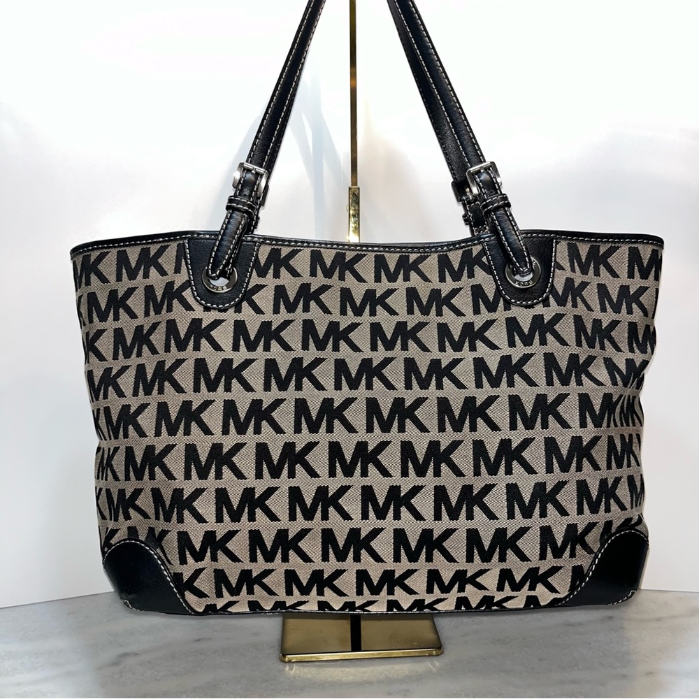 MICHAEL Michael Kors Black and Tan Logo Tote